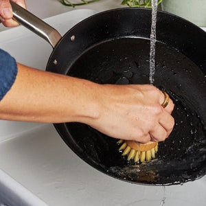 How to clean your pan Step 1